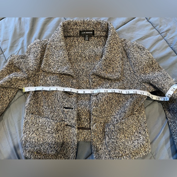 Club Monaco Cropped Blazer, like new condition, Size: XS - Picture 9 of 9